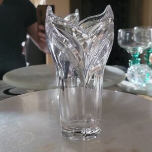 Vintage Clear Crystal Vase with Sculpted Petal Rim